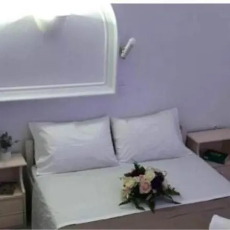 Dimitris Hotel Perissa (Santorini)
